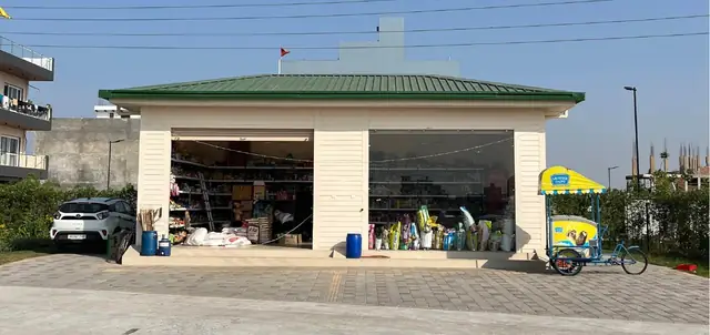 Convenience store at MET City Sector 8